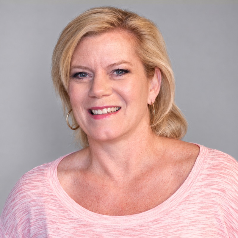 Shelle, CSO · Sales and Healthcare